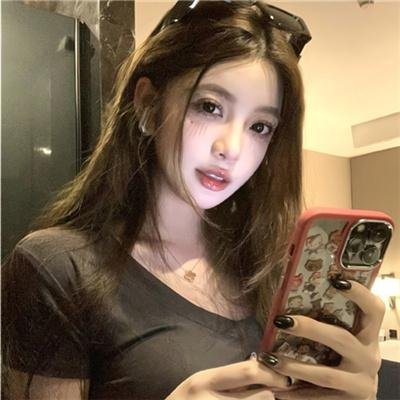 万花嬉春